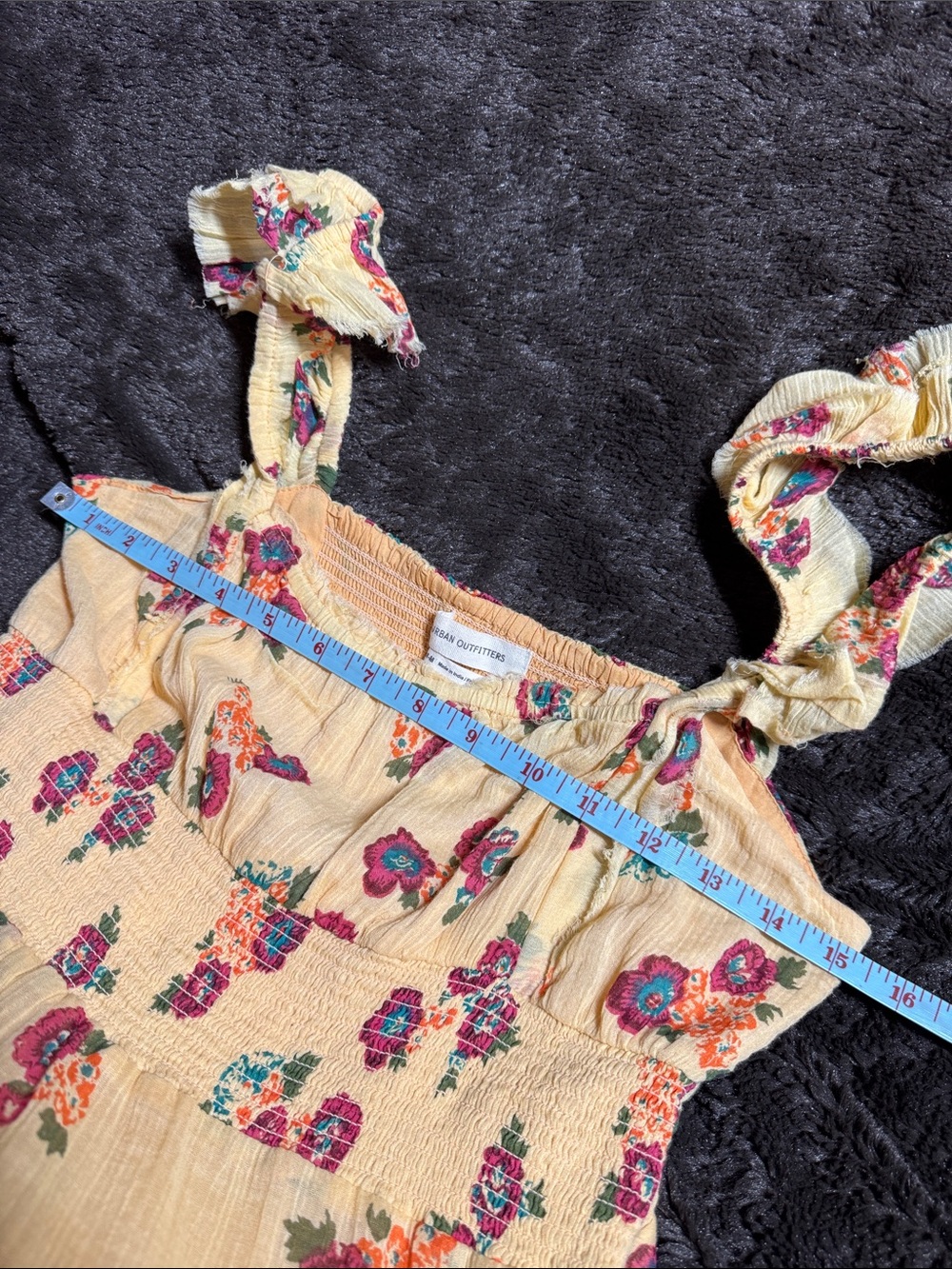 Urban Outfitters Size M Yellow Floral Smocked Midi Dress - Picture 9 of 9